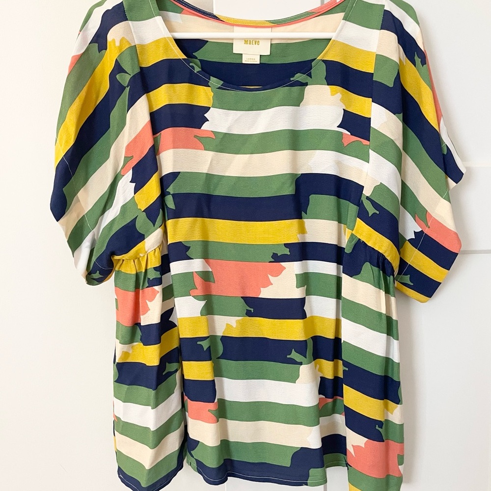 Geo Design Top from Anthropologie Size Large